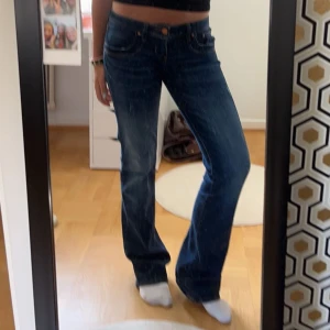 Ltb valerie jeans - Säljer dessa mörkblå lågmidjade ltb jeans som är eftertraktade!!  Säljer pga de inte kommer till användning  Sparsamt använda 
