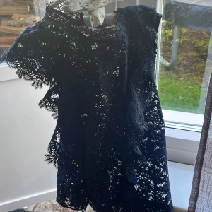 Spettstopp från zara  - Spettstopp från zara, endast använd 1 gång🩷 perfekt till utgång eller varm sommar dag🌸 