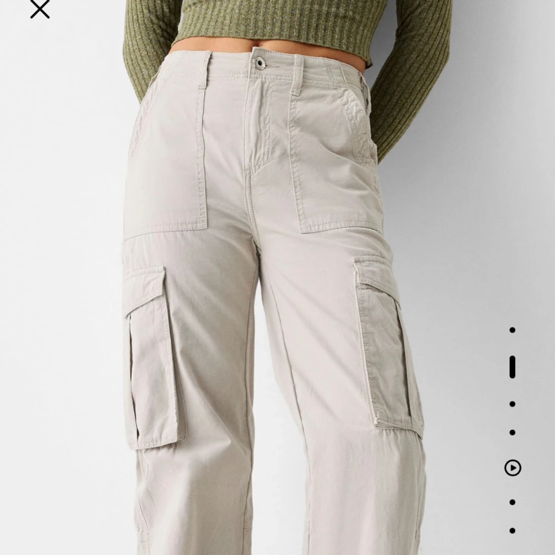 Cargo byxor, justerbara med spännen i bak - 90
