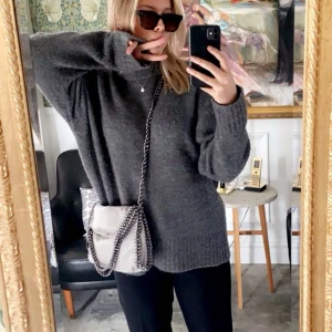 Stella mccartney liknande väska - Jättefin väska som inte kommer till användning