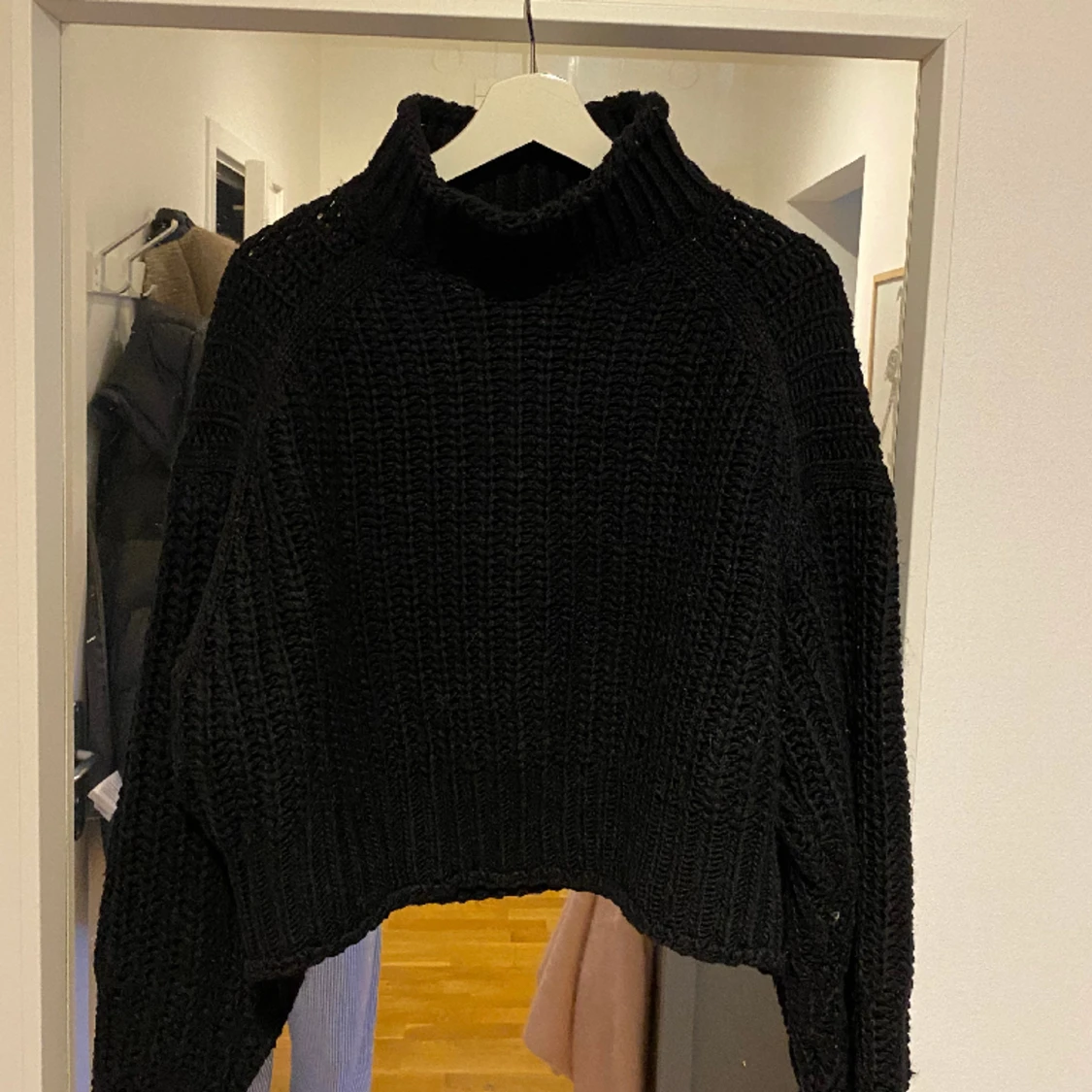 Grovstickad polotröja från HM