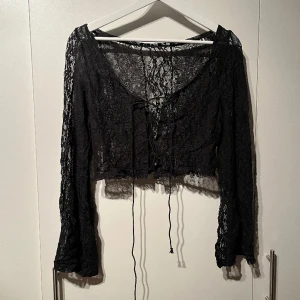 Spets T-shirt  - Aldrig använd T-shirt 