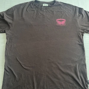 Oversized T-Shirt - Oversized T-shirt som är använd 1-2 gånger 