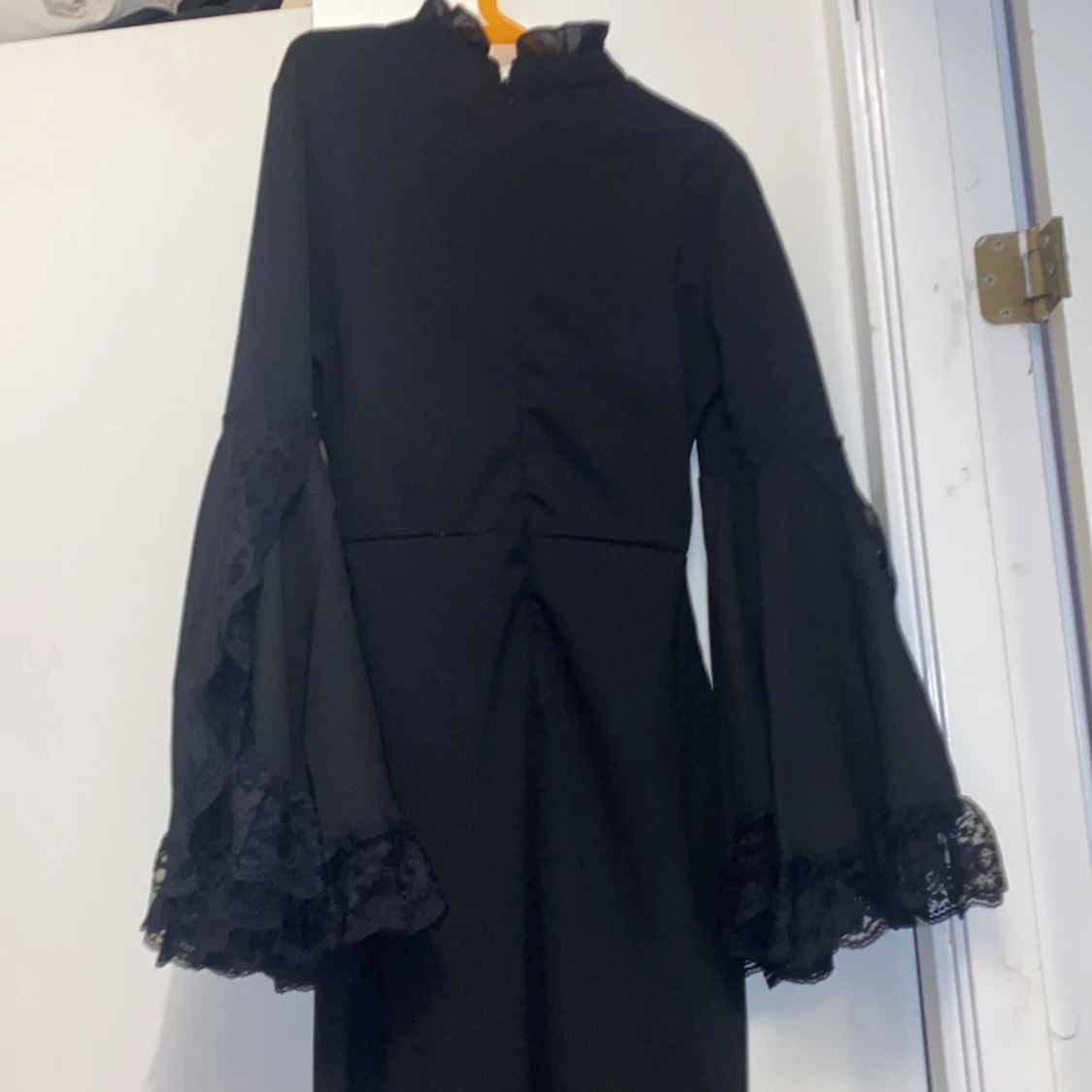En svart klänning  - 91