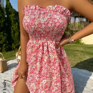 Sommarklänning  - Knappt använd, väldigt stretchig