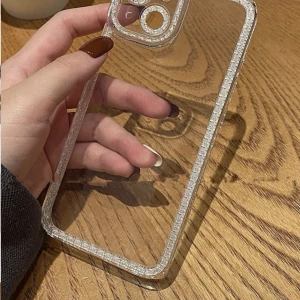 Söker ett sånt skal till iPhone 13  - Söker skal 