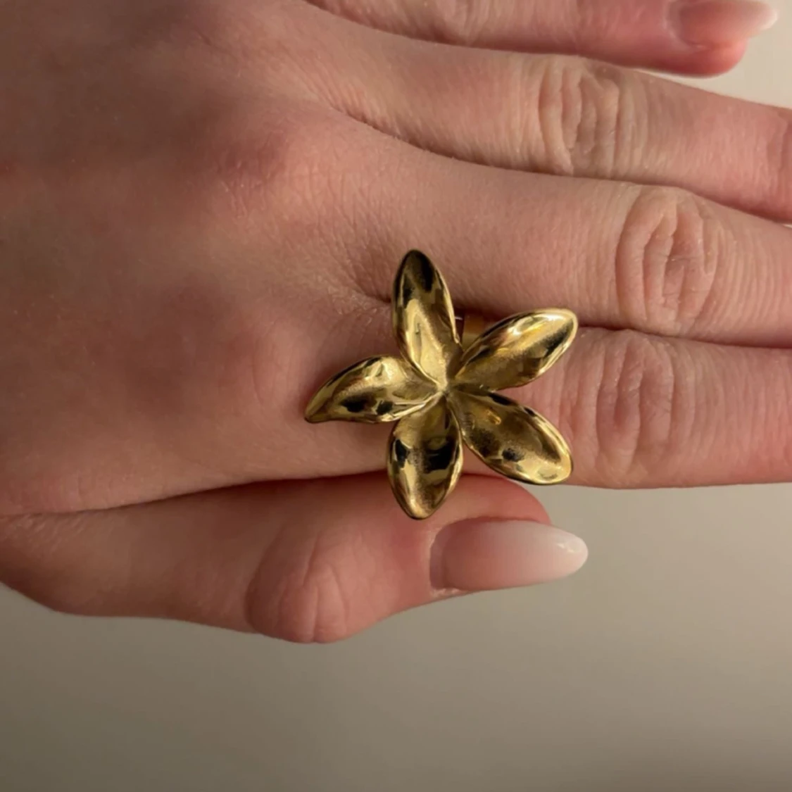 Guld, blomma ring  - 91