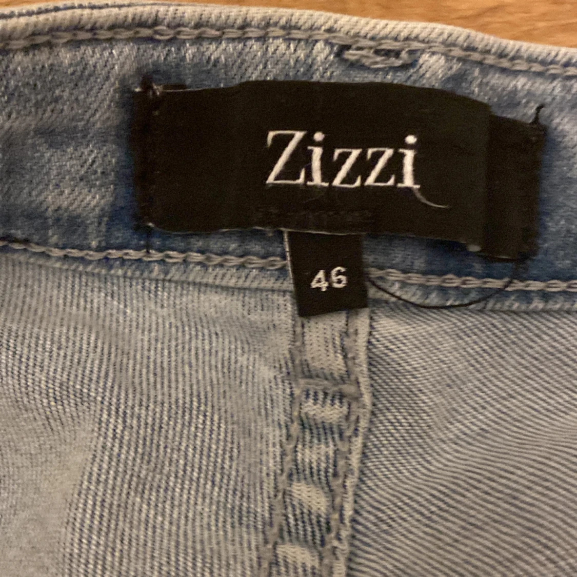 Blåa bootcut jeans  - 90