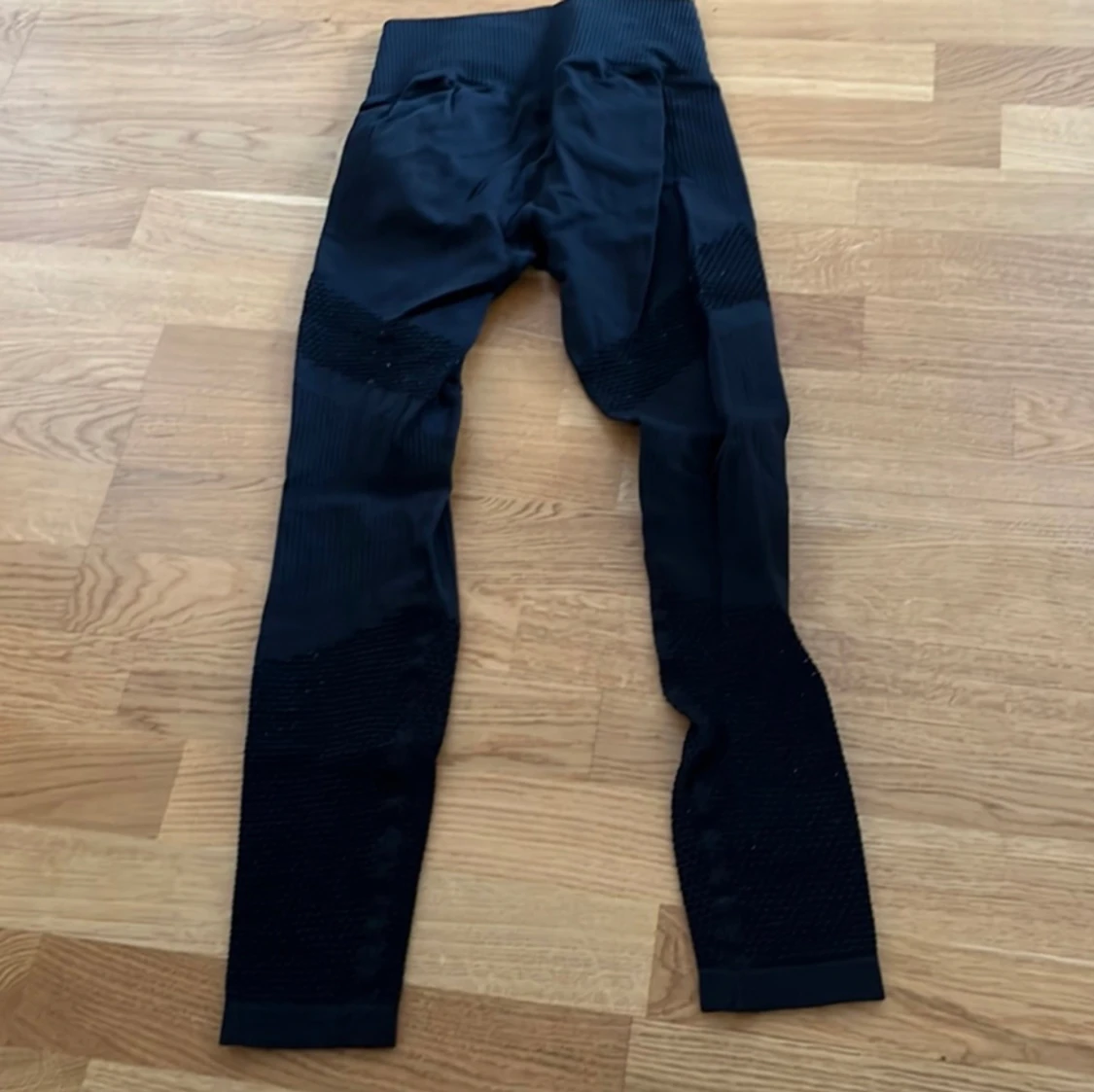 Träningsbyxor från aimn - 90