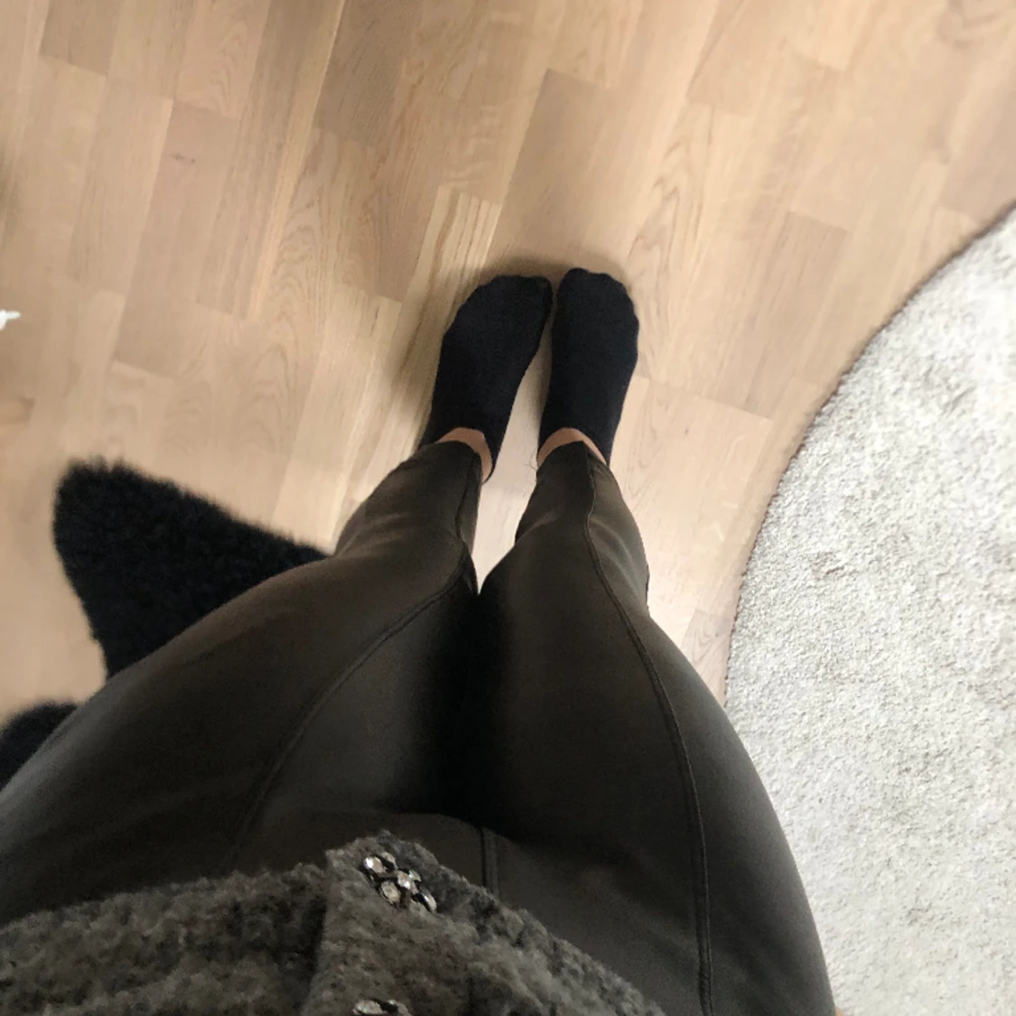 Svarta skinnbyxor - 91