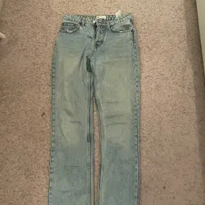 Zara jeans mid rise storlek 36
