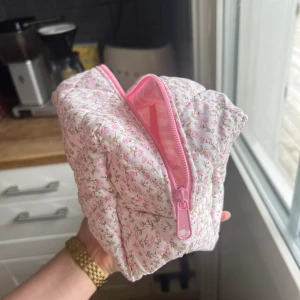 Necessär  - Oanvänd 