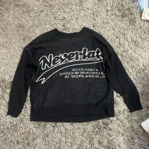 Tjocktröja - Svart tjocktröja från shein, oanvänd, ny