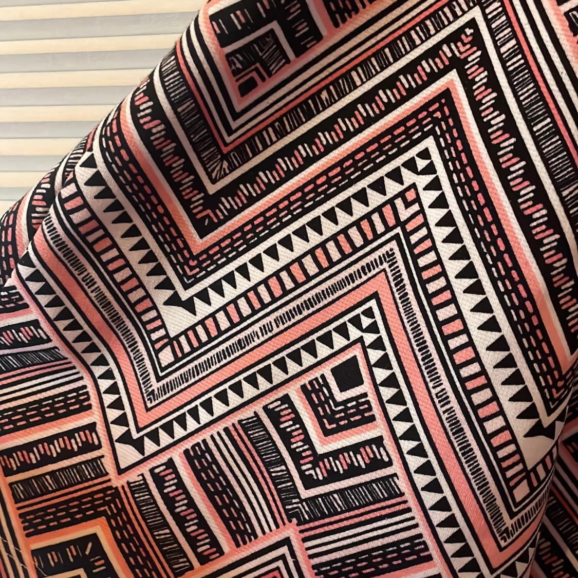 Mönstrad klänning  - 91