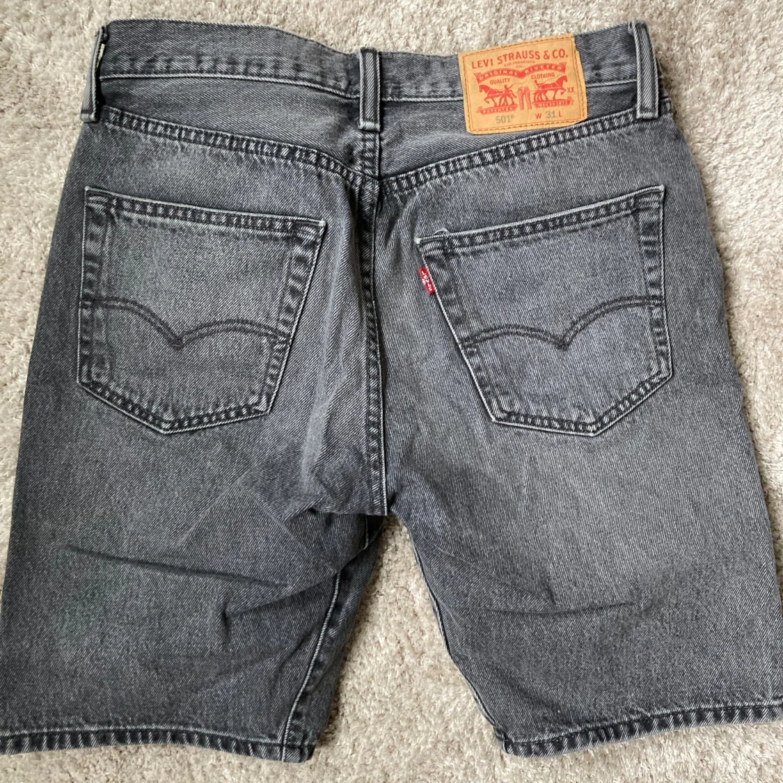 Levis shorts - 90