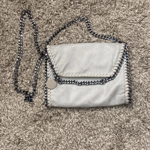 Stella mcartny liknande väska - Jätte bra skick, knappt använd