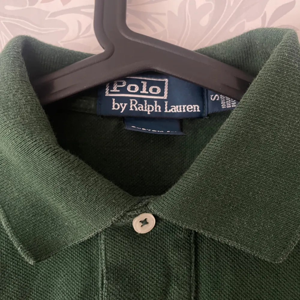 Ralph Lauren Great Britain Size Small Excellent Condition . T-shirts.