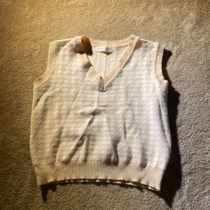 Väst! - Hundtands mönster!🥰