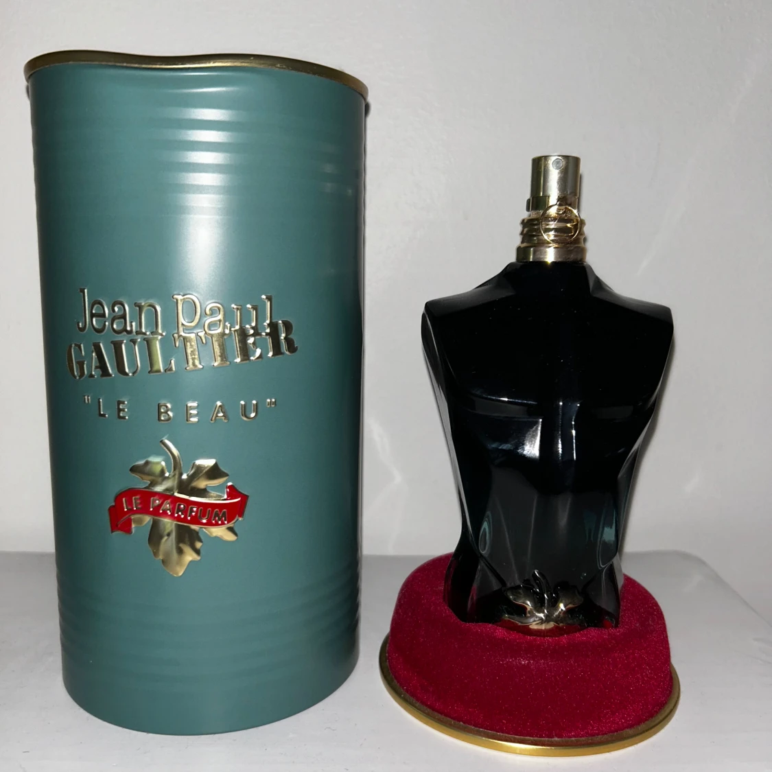 Jean Paul Gaultier ”Le Beau Le Parfum” - 92