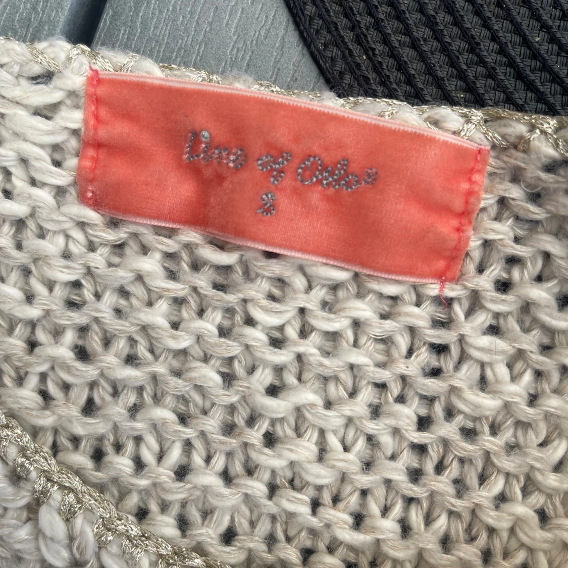 Beige stickad tröja - 91