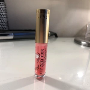 Lip plumper - Too faced Lip Injection💞 nypris 399kr