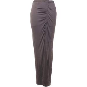 Mörgrå figurnära Maxi kjol nästan oanvänd Viskos & Silke material Stl M, 68 cm midjemått