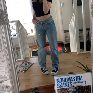 Jeans - Använda ett fåtal gånger men vet inte märket!