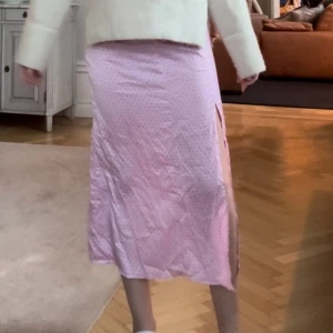 SOMMARKLJOL - Mellanlång superfin sommarkjol!