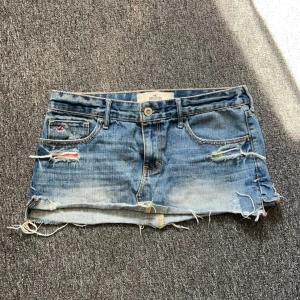 Lågmidjad kjol - Super snygg kjol! Midjemått 40cm 🙌🏼🙌🏼