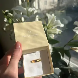 Vattentät guldplterad ring från mockberg i nyskick🤩 nypris: 699kr