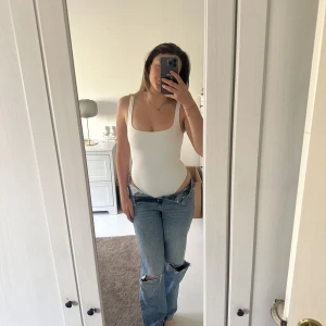 Sjukt snygg body  - Säljer denna sjukt snygga bodyn 