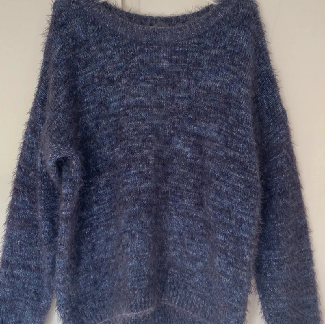 Glittrig tröja  - 90