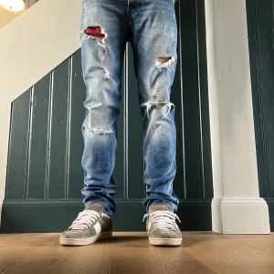 Replay anbass - Säljer dessa replay anbass jeans. pris kan sänkas vid snabb affär, skriv vid minsta ✅