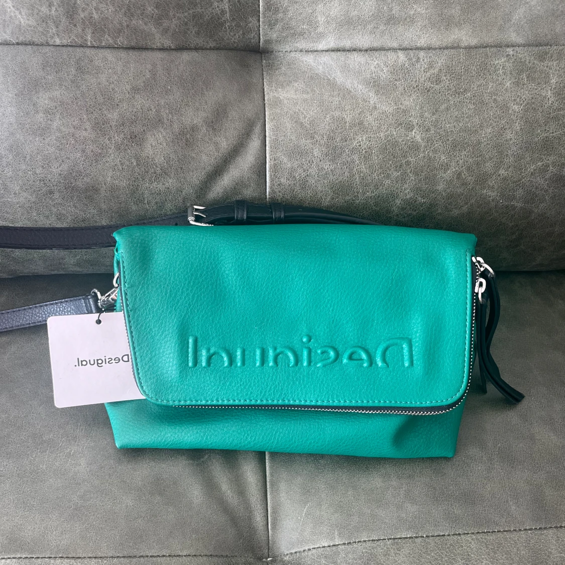 Grön Desigual väska!! Ny!! 🫶🏼🫶🏼
