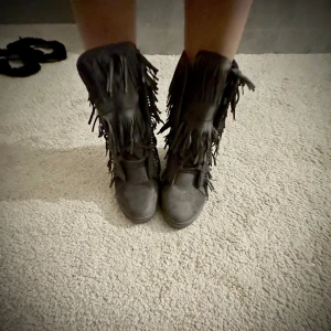 Fransskor - Trendiga Fransskor i jättebra skick!!