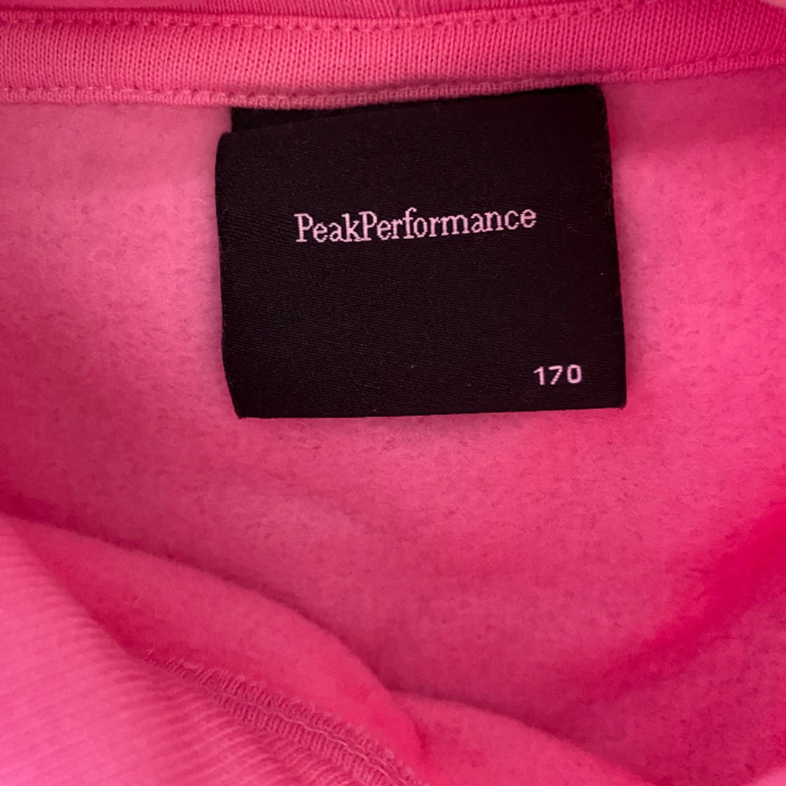 Peak performance hoodie  - 91