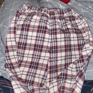 Ett par Pyjamasbyxor  - Ett par pyjamasbyxor