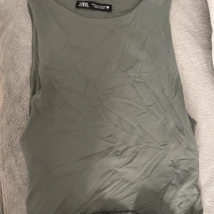 Zara linne - Linne från zara, använd max 2 gånger. Pris kan diskuteras vid snabbaffär!🩷