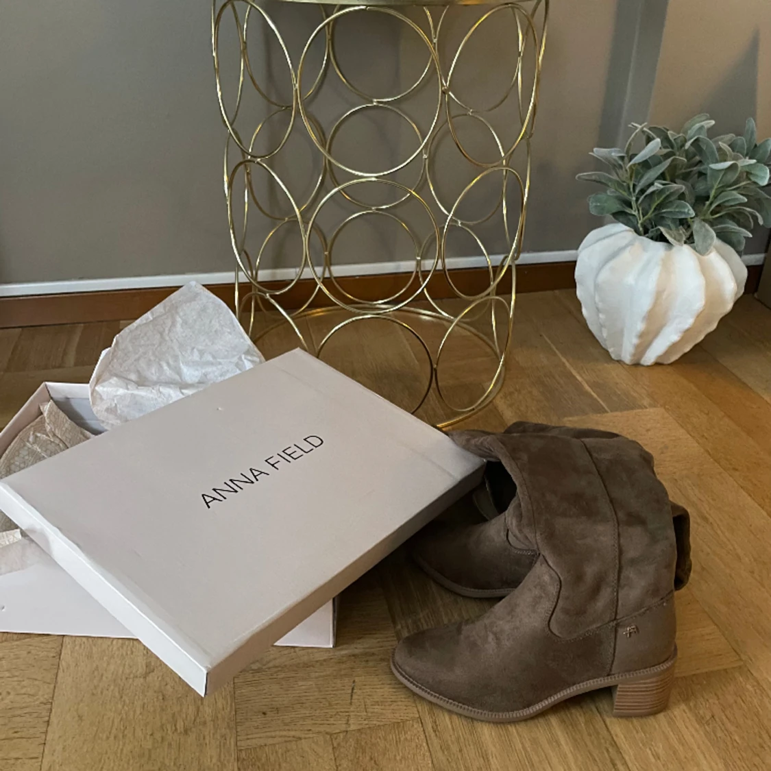 Overknee stövlar. - 91