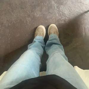 Jätte fina LTB jeans men som tyvärr är för stora för mig! Inga defekter de e som nya!!