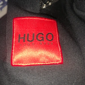 Hugo boss - Skicket är ganska bra använd ett fåtal gånger 9:10