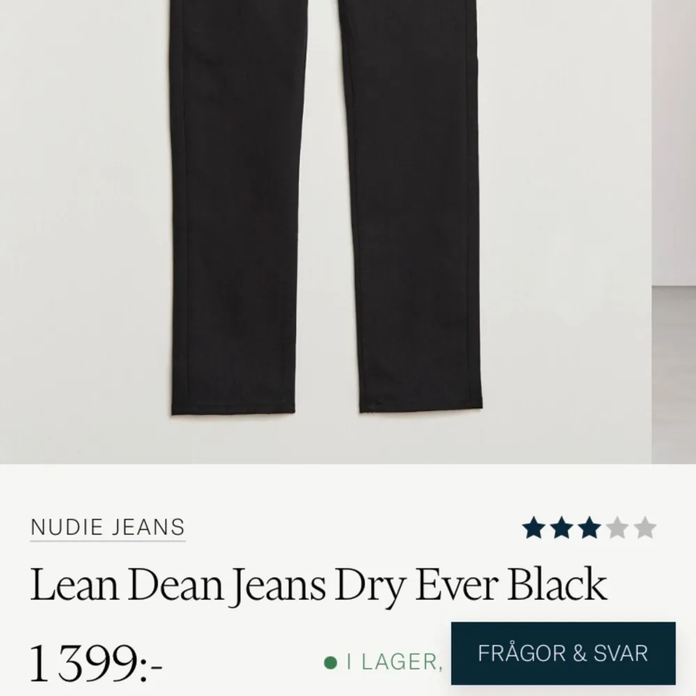 Skit snygga nudie jeans för bra pris. Använda väldigt lite och har inga defekter. Köpte dom för inte länge sen. Nypris 1399 kr. Storlek W31 L31. Jeans & Byxor.
