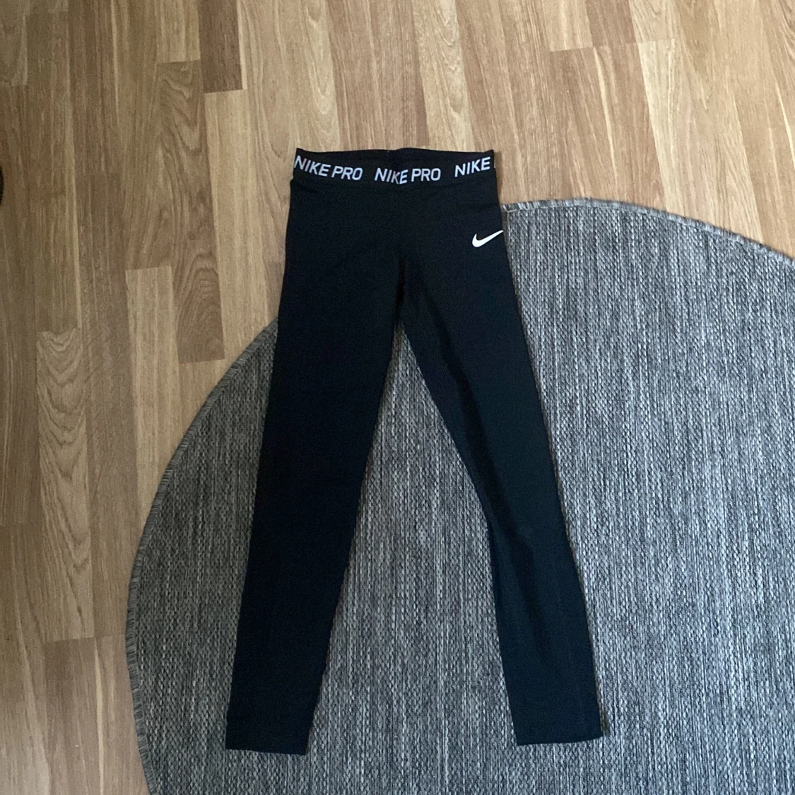 Nike pro leggings - 90