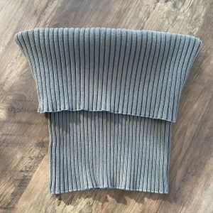 Tubtopp - Tubtopp från Zara i nyskick🤍