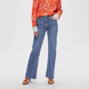 Snygga raka jeans - Helt nya från ”selected femme”, nypris 999kr. Så snygg passform & så bekväma🩷