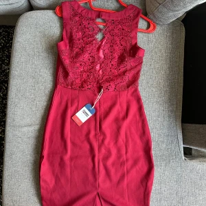 Tommy jeans  - Jag har aldrig använt klänning 