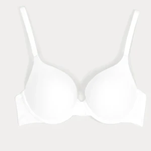 bh - den är nästan helt ny och andvänds 3 gånger, det är en push up bh som är väldigt skön