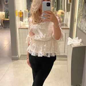 blus - så snygg blus 🩷 använd 1 gång