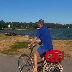 Nikben frotté set - Säljer byxa och skjorta ihop. Använd 2 gånger förra sommaren. 