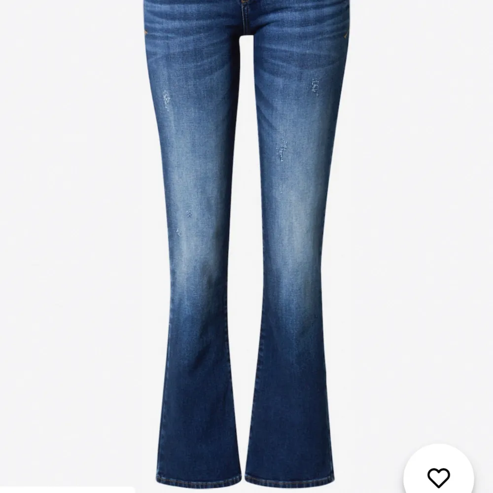 Blåa Ltb  jeans i modellen valerie, helt nya endast använda 1 gång! 💗W24L36. Jeans & Byxor.